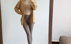 女子裸摔全光比赛在线观看